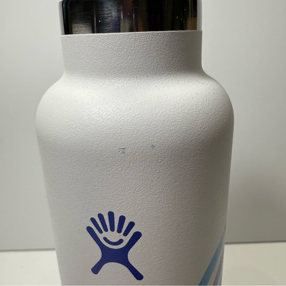 Hydro Flask Limited Edition Refill For Good 21 oz - Picture 2 of 7